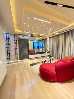 Luxurious 1bedroom with Private Cinema and Ps5, Ikate Elegushi, Lekki, Lagos, Flat / Apartment Short Let