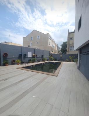 Spacious 3 Bedroom Flat with Bq, Off Gerrard Road, Old Ikoyi, Ikoyi, Lagos, Flat / Apartment for Rent