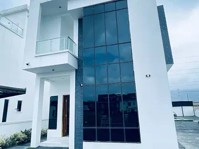 Luxury 5 Bedrooms Detached House with Cinema, Pool, Penthouse and BQ — Ajah, Lagos