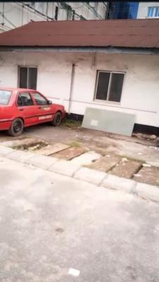 4 Bedroom Bungalow with Bq for.lease at a Very Good Location, Montgomery, Yaba, Lagos, Detached Bungalow for Rent