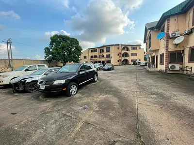 Very Strategic and Solid Block of Flat of 3-Bedroom Flats