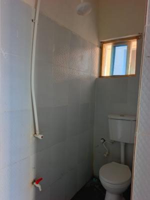Room Self for Lease Is Available