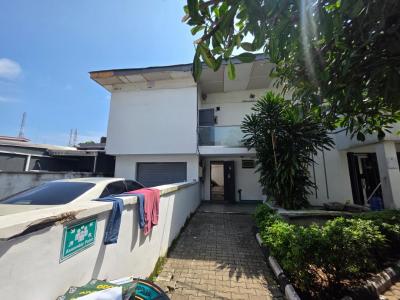 6 Bedroom Detached House with 3 Rooms BQ
