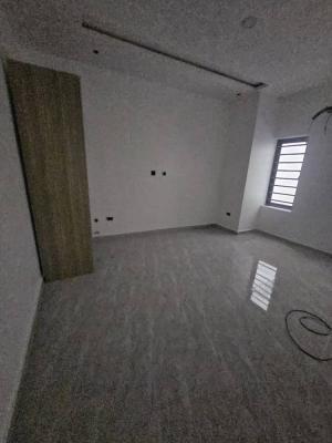 Spacious 1 Bedroom Apartment with Pool, Lekki Phase 1, Lekki, Lagos, Flat / Apartment for Rent