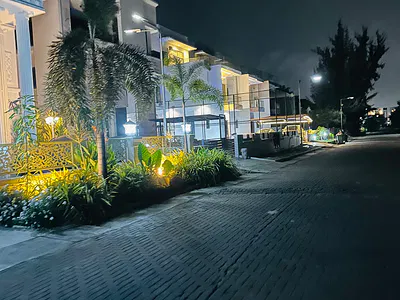 6 Bedrooms Fully Detached Duplex with Cinema, Pool, Rooftop — Lekki, Lagos