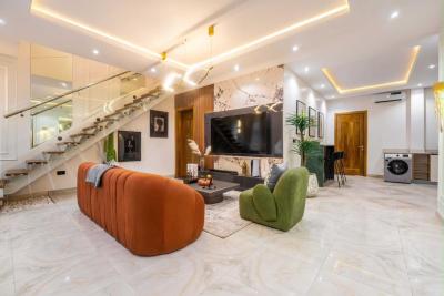 Fully-furnished Luxury Spacious 2 Bedroom Maisonette Penthouse + Pool, Lekki Phase 1, Lekki, Lagos, Flat / Apartment for Sale