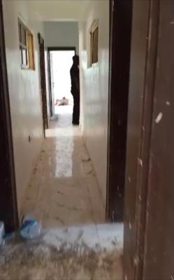Well Renovated 4 Bedroom En-suite Flat, Wuse Zone, Wuse, Abuja, Block of Flats for Sale