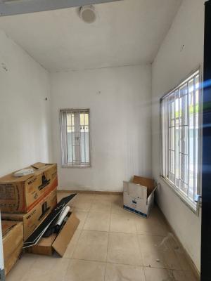 Fully Serviced Self Contained Bq with Private Kitchen, Lekki Phase 1, Lekki, Lagos, Flat / Apartment for Rent