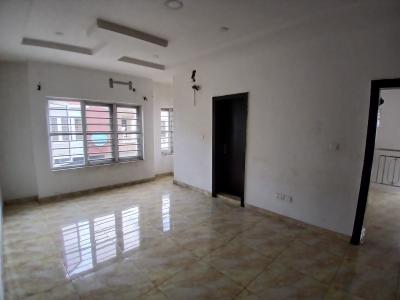 Massive Masters Bedroom Upstairs, By Lekki Gardens Phase 2, Ajah, Lagos, Flat / Apartment for Rent