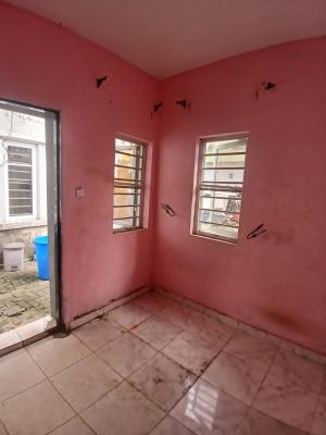 a Room Bq in a Shared Apartment, By Lekki Gardens Phase 2, Ajah, Lagos, Flat / Apartment for Rent