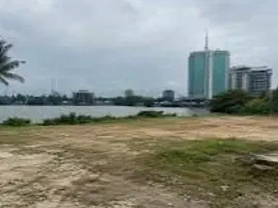 10, 970SQM Prime Waterfront Land