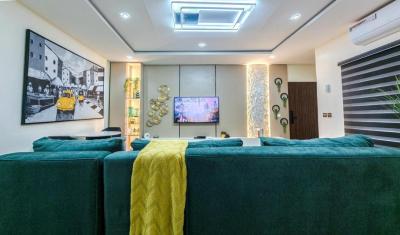 2 Bedroom Apartment with Swimming Pool, Gym, Snooker Board, Table Tenn, Lekki Phase 1, Lekki, Lagos, Flat / Apartment Short Let