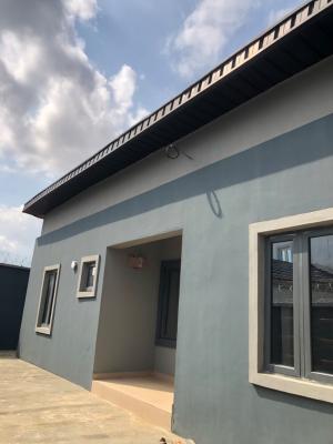 2 Bedroom Flat, Peace Estate, Magboro, Ogun, Flat / Apartment for Rent