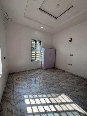 Self Contain, Chevy View Estate, Lekki Expressway, Lekki, Lagos, Self Contain (single Rooms) for Rent