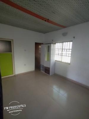 Room Self, Makogi, Magboro, Ogun, Self Contain (single Rooms) for Rent