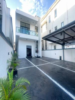 Enormous 5bedroom Duplex with a BQ and a Pool Within a Serene Estate