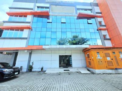 Ground Floor Office Space Measuring 304SQM
