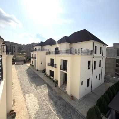 Luxury 5 Bedroom Villas