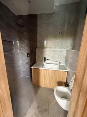 Oceanview 4bed Penthouse in Lekki Right by White Sound School