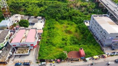 Land Size: 2, 550 Square Metres Title: Registered Conveyance