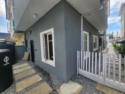 Beautiful Service Selfcontain in Lekki Phase 1