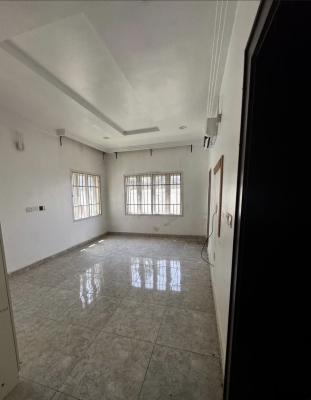Spacious 3bedroom Apartment