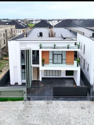 Spacious 5 Bedroom Detached Dupl