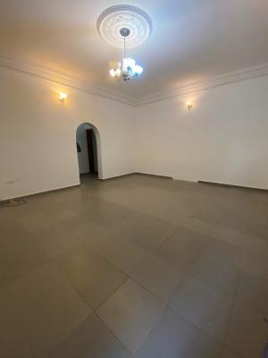 Spacious 2 Bedroom Apartment