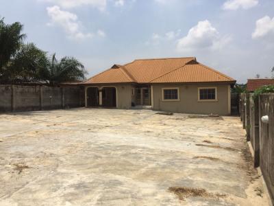 Vacant 4 Bedroom Bungalow on Full Plot of Land