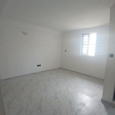 Newly Renovated 2 Bedroom Apartment