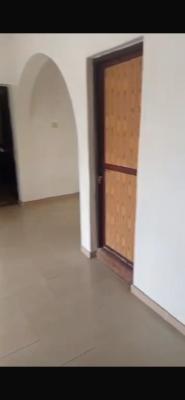 Well Maintained 2 Bedroom Flat with Rooms En-Suite