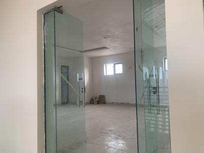 Luxury and Spacious Shop Space.