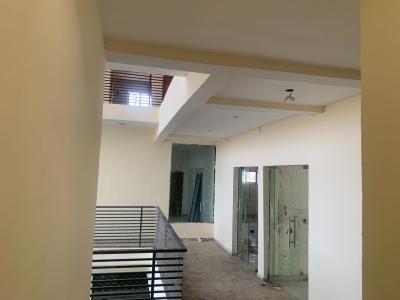Luxury and Spacious Shop Space.