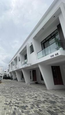 Sharp, Semi Detached 3BDR Duplex in a Serene