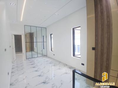 Brand New Luxury 5-Bedroom Detached House with BQ & Swimming Pool