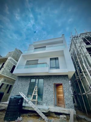 4 Bedroom Waterview Duplex in a Golf Course Estate with