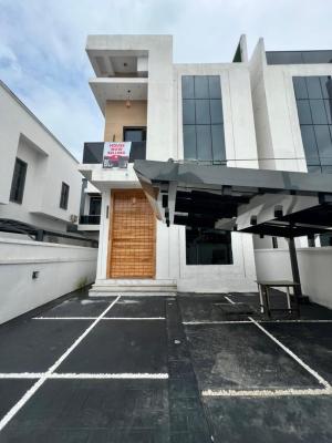 Luxury 5 Bedroom Detached Duplex with Rooftop Pool, BQ, Cinema, Gym & 2 Kitchens