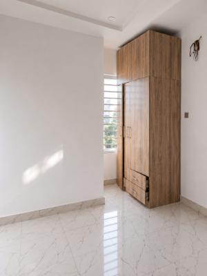 Luxury Spacious 3 Bedroom Flat with Excellent Facility