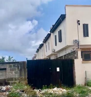 Super Located Fenced and Gated 2, 500 for Smart Investors by the Expres