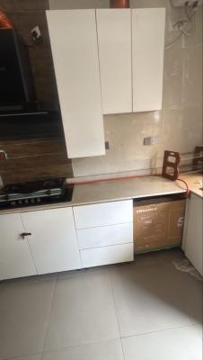 Spacious Clean Master Bedroom, Shared, Fully Serviced