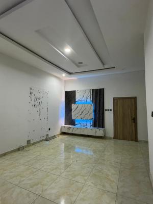 Spacious Clean Master Bedroom, Shared, Fully Serviced