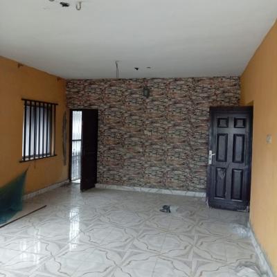 Nice and Spacious 3bedroom Flat Upstairs in Surulere