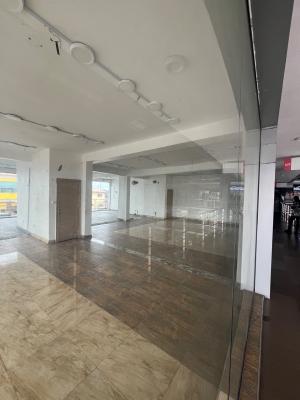 Extra Large Shop with Huge Display