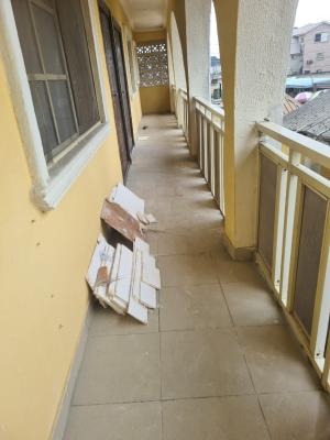 Spacious 2bedroom Apartment Upstairs