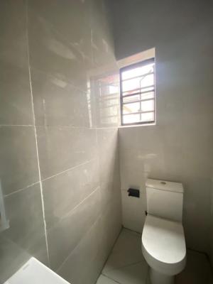 2bedroom Apartment in Fully Serviced Mini-Court