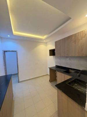 Luxury Miniflat 8 Unit's Available with Personal Kitchen