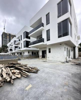 6 Bedroom Detached Duplex