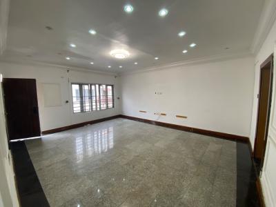 A Spacious and Well Maintained Mini Flat on Top Floor