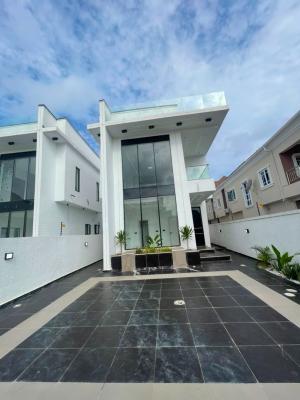Finely Crafted 5 Bedroom Duplex with Swimming Pool in a Serene Environ