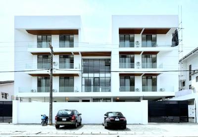Prime 2 Bedroom Apartment with Rooftop Pool, & Gym